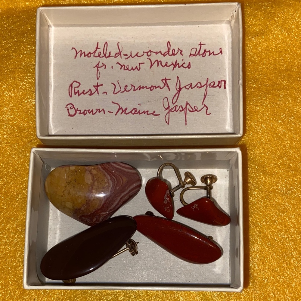 Pins and earrings
